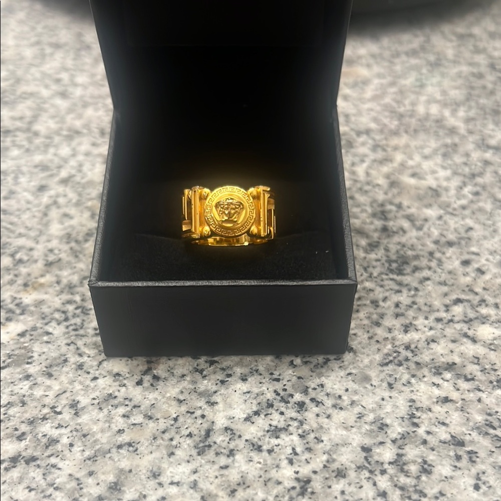 VERSACE Ring
